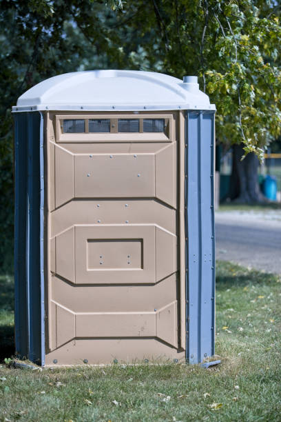 Portable Toilet Options We Offer in Wiggins, MS